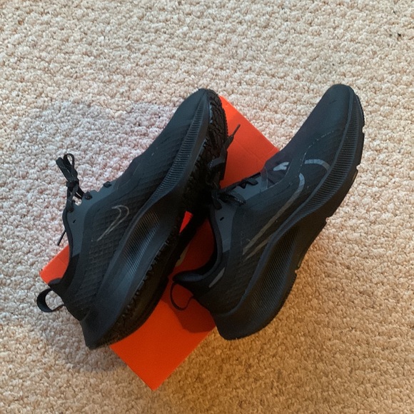 Nike pegasus 37 shield 8.5 blackout winter reflective logos running sneakers - Picture 7 of 16